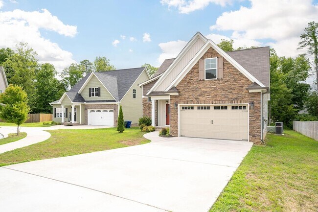 1725 Oakvale Dr in Chattanooga, TN - Building Photo - Building Photo