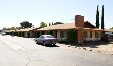 8995 Juniper Ave in Fontana, CA - Building Photo - Building Photo