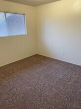 5731 Lalley Ln in Anderson, CA - Building Photo - Building Photo