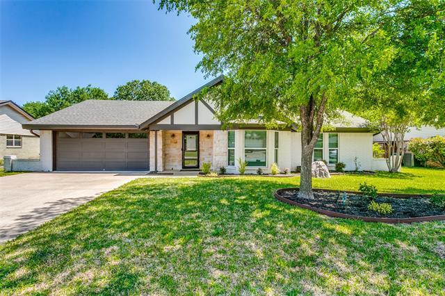 1043 Summerplace Ln in Southlake, TX - Building Photo - Building Photo