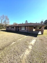 121 County Rd 637 in Buna, TX - Building Photo - Building Photo