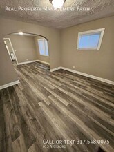 613 N Oxford St in Indianapolis, IN - Foto de edificio - Building Photo