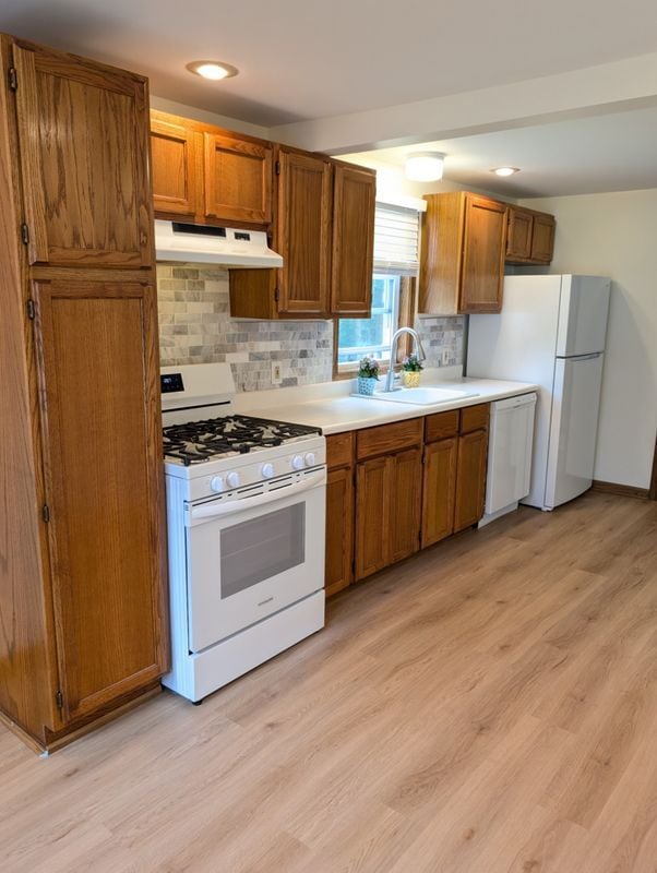 property at 3603 Abbott Rd
