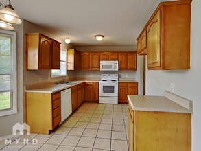 416 E Denton Cir in Republic, MO - Building Photo - Building Photo