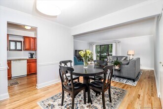 22 Olcott Way in Ridgefield, CT - Building Photo - Building Photo