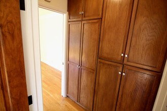 819 N Sweetzer Ave in West Hollywood, CA - Building Photo - Building Photo