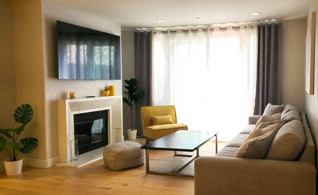 property at 10878 Bloomfield St
