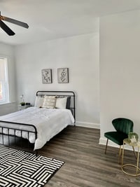 731 Reservoir St photo'