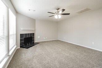 28802 Waltham St in Spring, TX - Building Photo - Building Photo