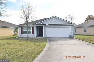 223 Brooklet Cir in St. Marys, GA - Building Photo