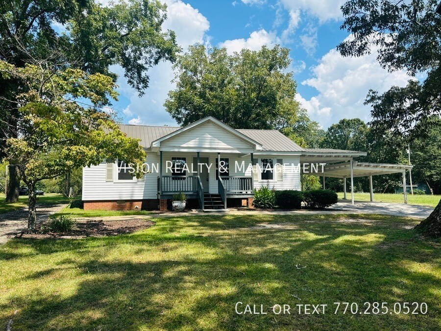538 Old Airport Rd in Carrollton, GA - Building Photo