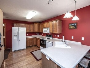 14112 Alabama Ave in Savage, MN - Building Photo - Building Photo