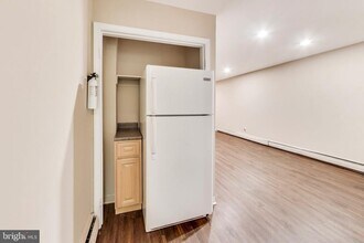 66 V St NW-Unit -2 in Washington, DC - Building Photo - Building Photo