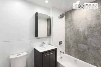 516 W 162nd St-Unit -5B in New York, NY - Building Photo - Building Photo