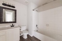 10527 Friars Hill photo'