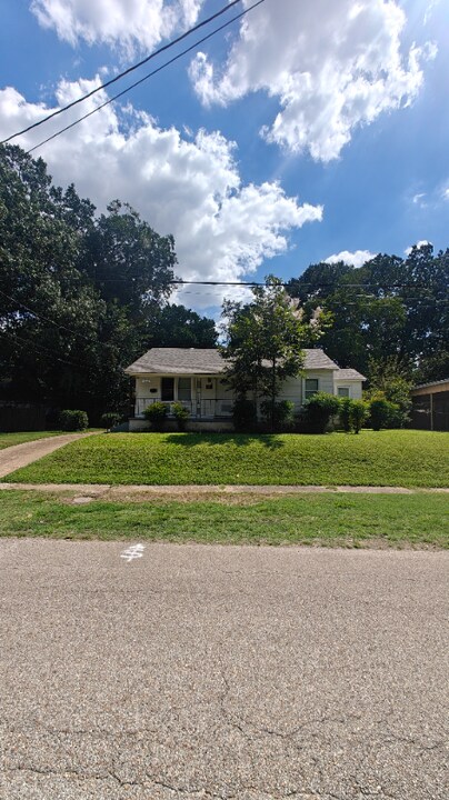 709 Poplar Ave in Jonesboro, AR - Building Photo