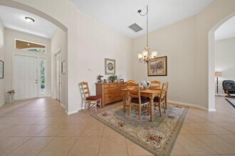 1423 SE Legacy Cove Cir in Stuart, FL - Building Photo - Building Photo