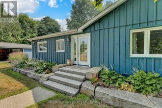 18 Lodge Rd in Quinte West, ON - Building Photo - Building Photo