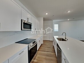 9141 Fiesta Impatiens Ct in Las Vegas, NV - Building Photo - Building Photo