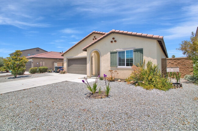 260 Brittania Rd in Hemet, CA - Building Photo - Building Photo