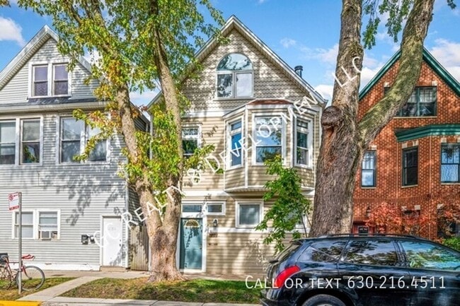 property at 2156 W Belle Plaine Ave