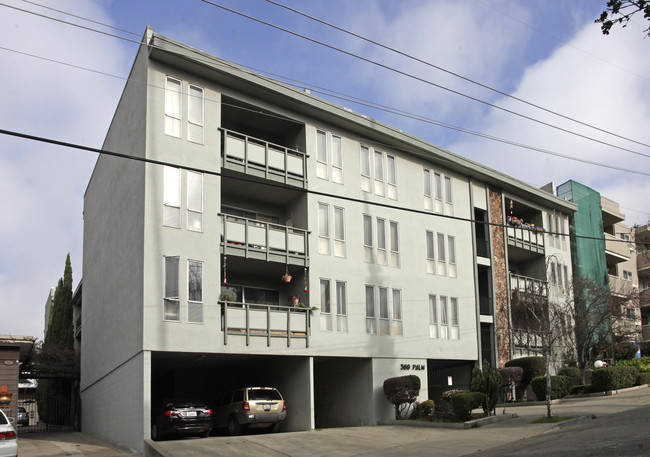 369 Palm Ave in Oakland, CA - Foto de edificio - Building Photo