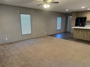 9 Corey Pl in Manhattan, KS - Building Photo - Building Photo