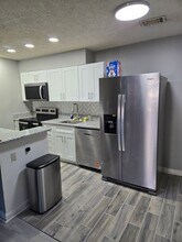 113 Davenport Ct in Hampton, VA - Building Photo - Building Photo