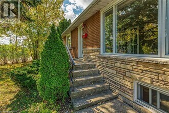 1008 Upper Wellington St in Hamilton, ON - Building Photo - Building Photo