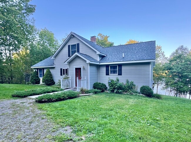 property at 5 Bracken Ln