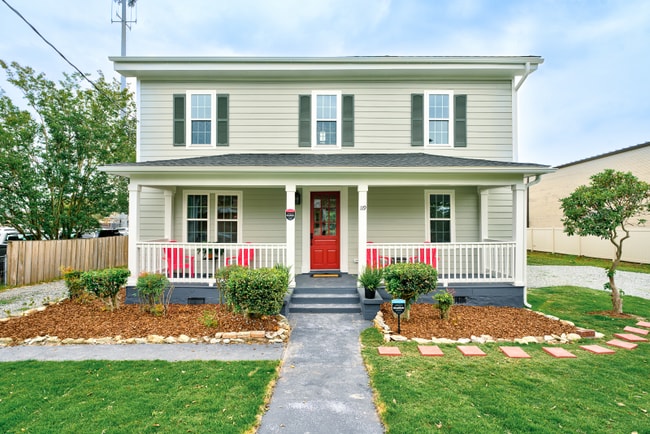 property at 119 S 4th St
