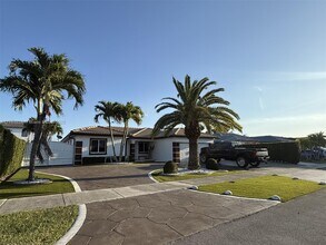 12754 SW 209th Ln in Miami, FL - Building Photo - Building Photo
