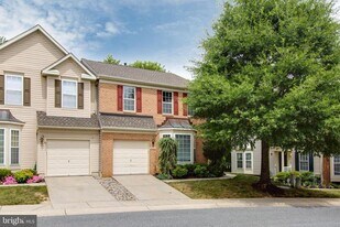 6311 Stockbridge Overlook Ct in Ellicott City, MD - Building Photo