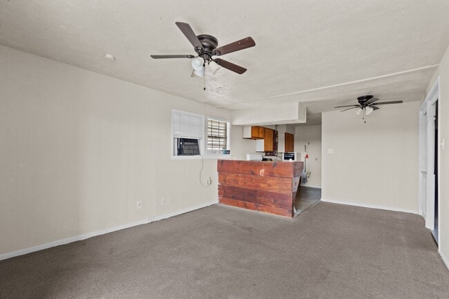 810 93rd St in Galveston, TX - Building Photo - Building Photo