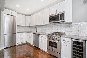 152 Ludlow St, Unit 5D in New York, NY - Building Photo - Building Photo