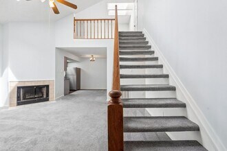 12108 Green Leaf Ct in Fairfax, VA - Building Photo - Building Photo