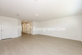 10536 Desert Hawk Cir in Fort Worth, TX - Building Photo - Building Photo