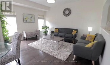 13 Skelton Cres in Ajax, ON - Building Photo - Building Photo