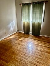 1609 Spruce Ct in Iowa City, IA - Foto de edificio - Building Photo