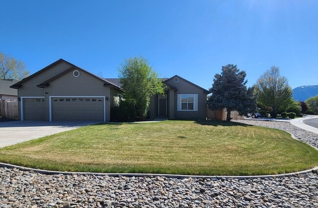 property at 2662 Pasture Way