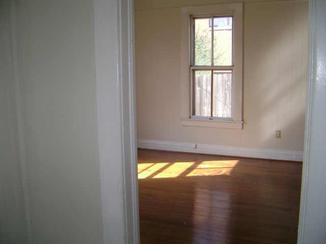 107 Alma St in Houston, TX - Foto de edificio - Building Photo