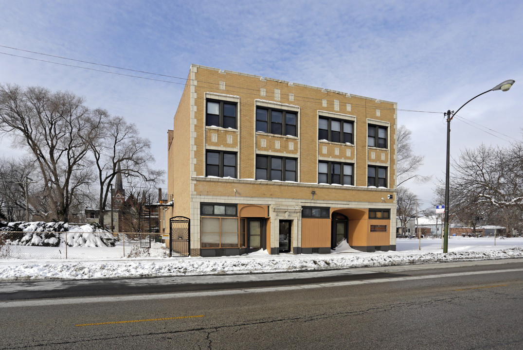 7950 S Exchange Ave in Chicago, IL - Building Photo