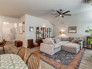 9209 Anaum Ln in Yukon, OK - Building Photo - Building Photo