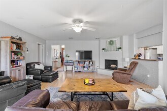 2526 Palo Pinto Dr in Houston, TX - Building Photo - Building Photo