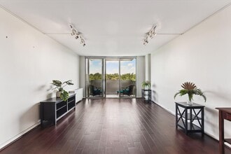 2939 Van Ness St NW in Washington, DC - Building Photo - Building Photo
