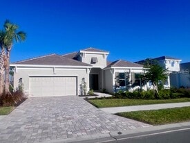 10451 Eclipse St in Sarasota, FL - Building Photo