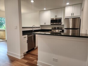 915 S Ct of Shorewood in Vernon Hills, IL - Building Photo - Building Photo