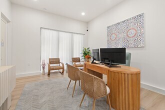 Reserve 41 in Norwalk, CT - Foto de edificio - Building Photo