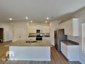 104 Lightning Dr in Shelby, NC - Building Photo - Building Photo