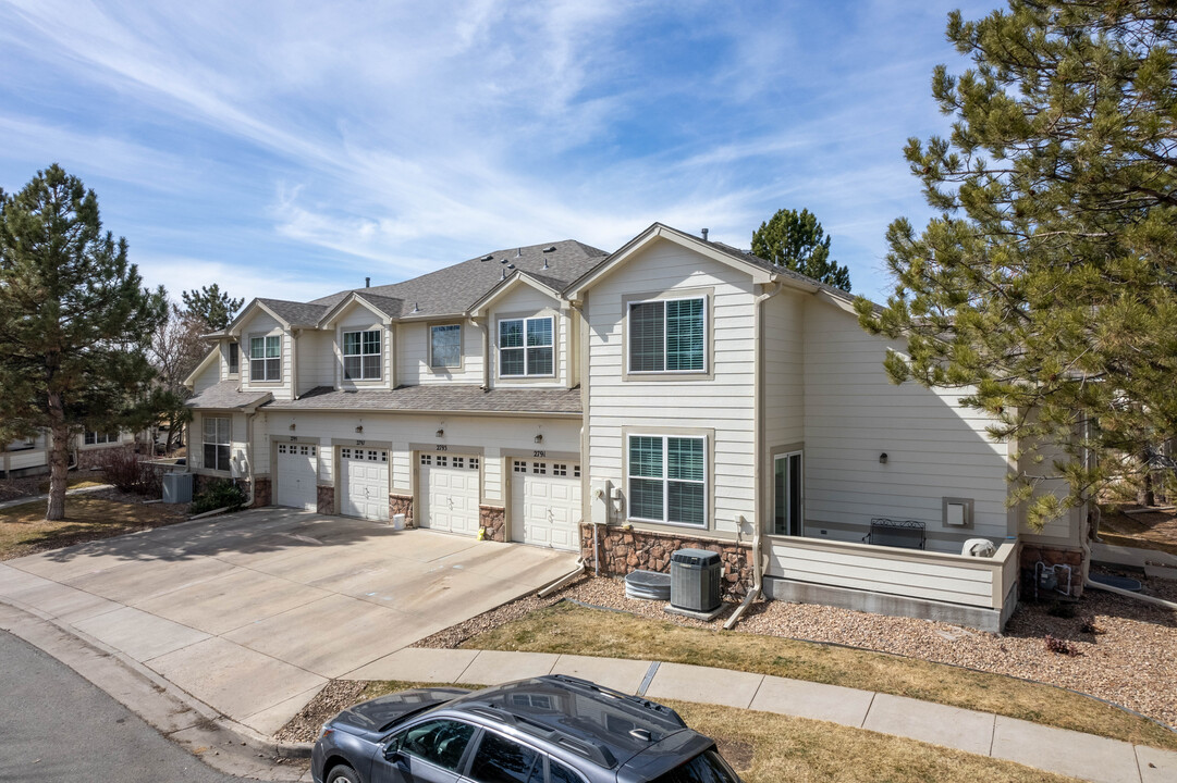 231 Remuda Ln in Lafayette, CO - Foto de edificio